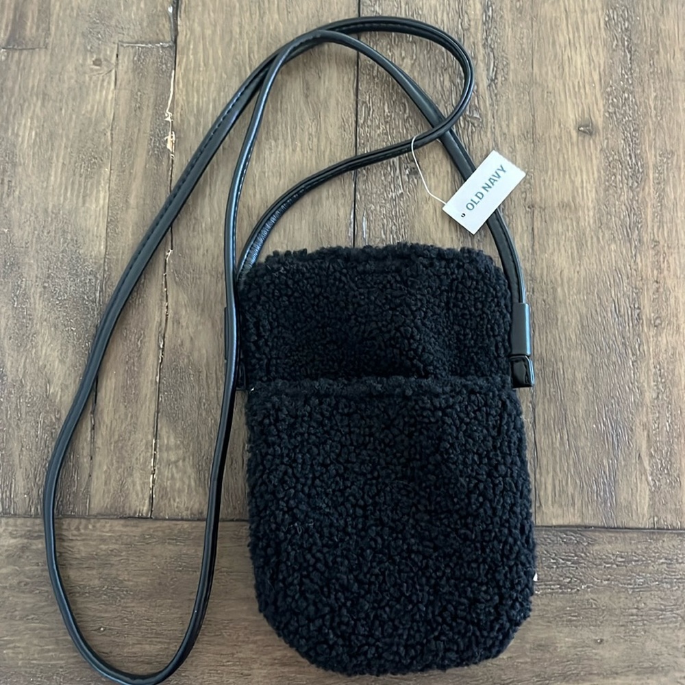Old Navy Sherpa Fleece Crossbody phone purse bag